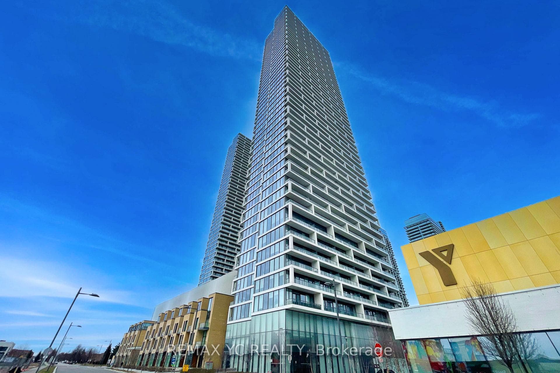 5 Buttermill Avenue Unit 2709, Vaughan