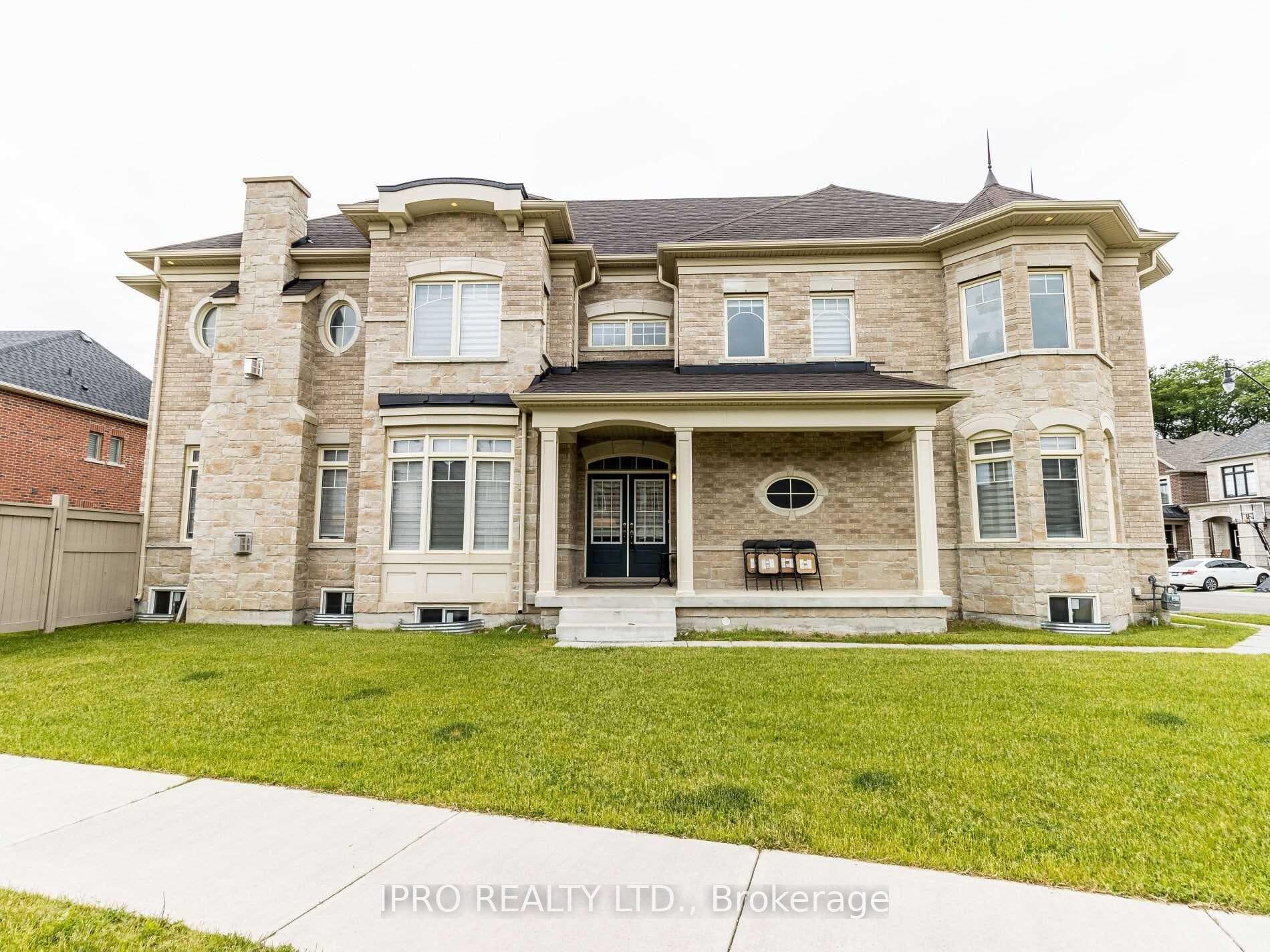 118 Elysian Fields Circle Unit Upper, Brampton