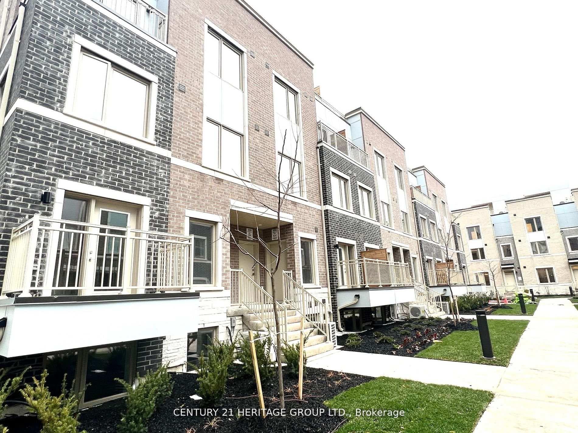 39 Honeycrisp Crescent Unit 78, Vaughan, ON L4K 0N6 - Photo 1
