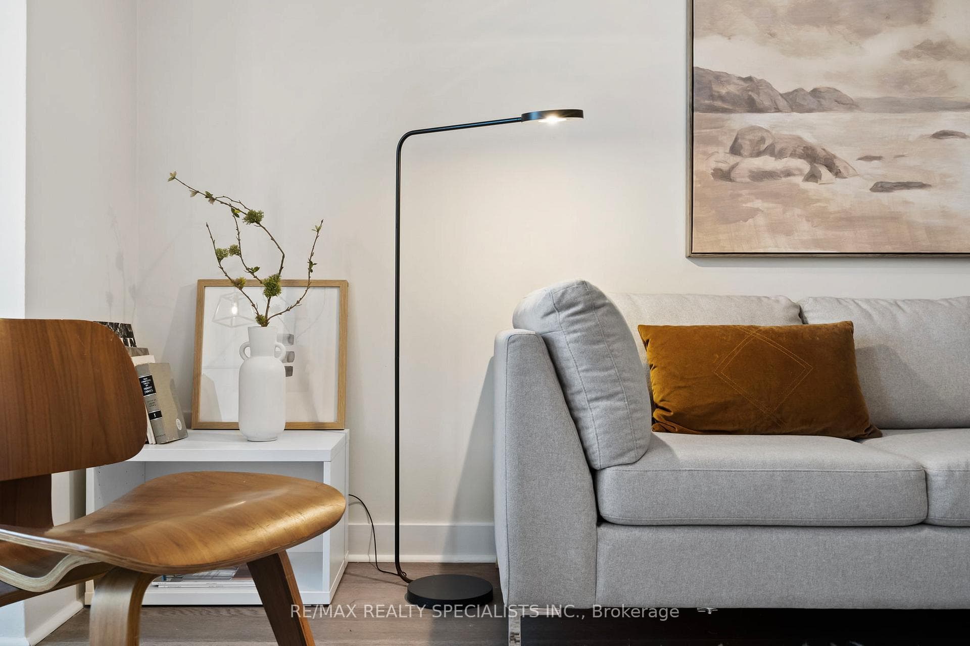 252 Royal York Road Unit 209, Liberty Village / Parkdale / South Parkdale, ON M8V 1Y8 - Photo 1