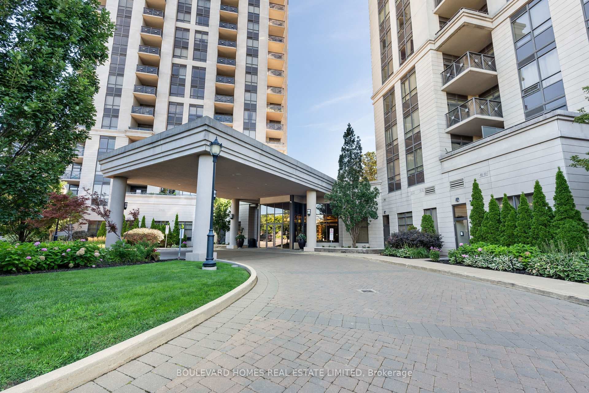 133 Wynford Drive Unit 2308, Don Mills / Parkwoods / Victoria Village, ON M3C 0J5 - Photo 1