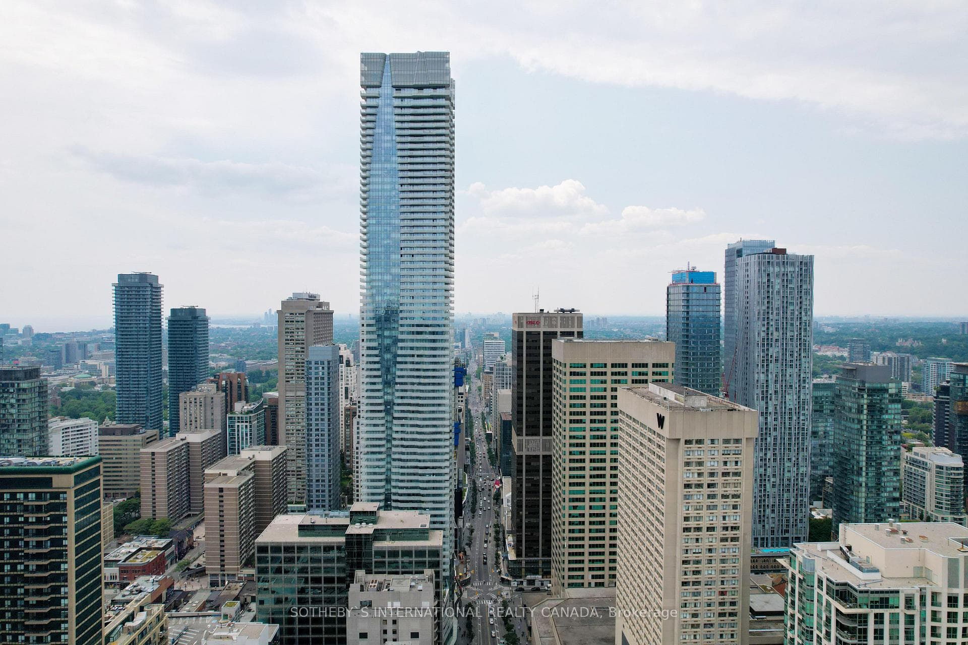 1 Bloor Street Unit 3501, Toronto C08