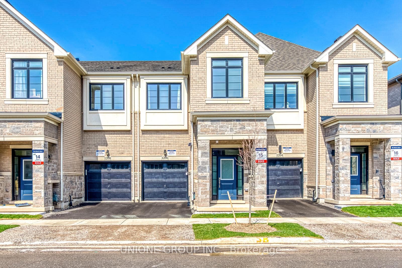 1206 Dartmouth Crescent, Oakville