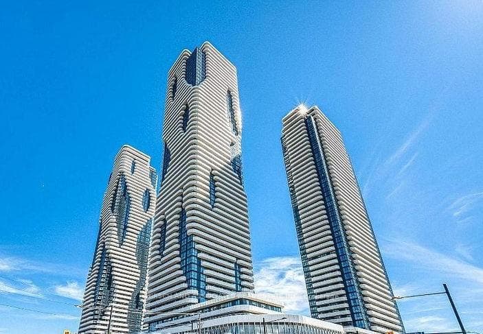 8 Interchange Way Unit 3208, Vaughan, ON L4K 5Z7 - Photo 1