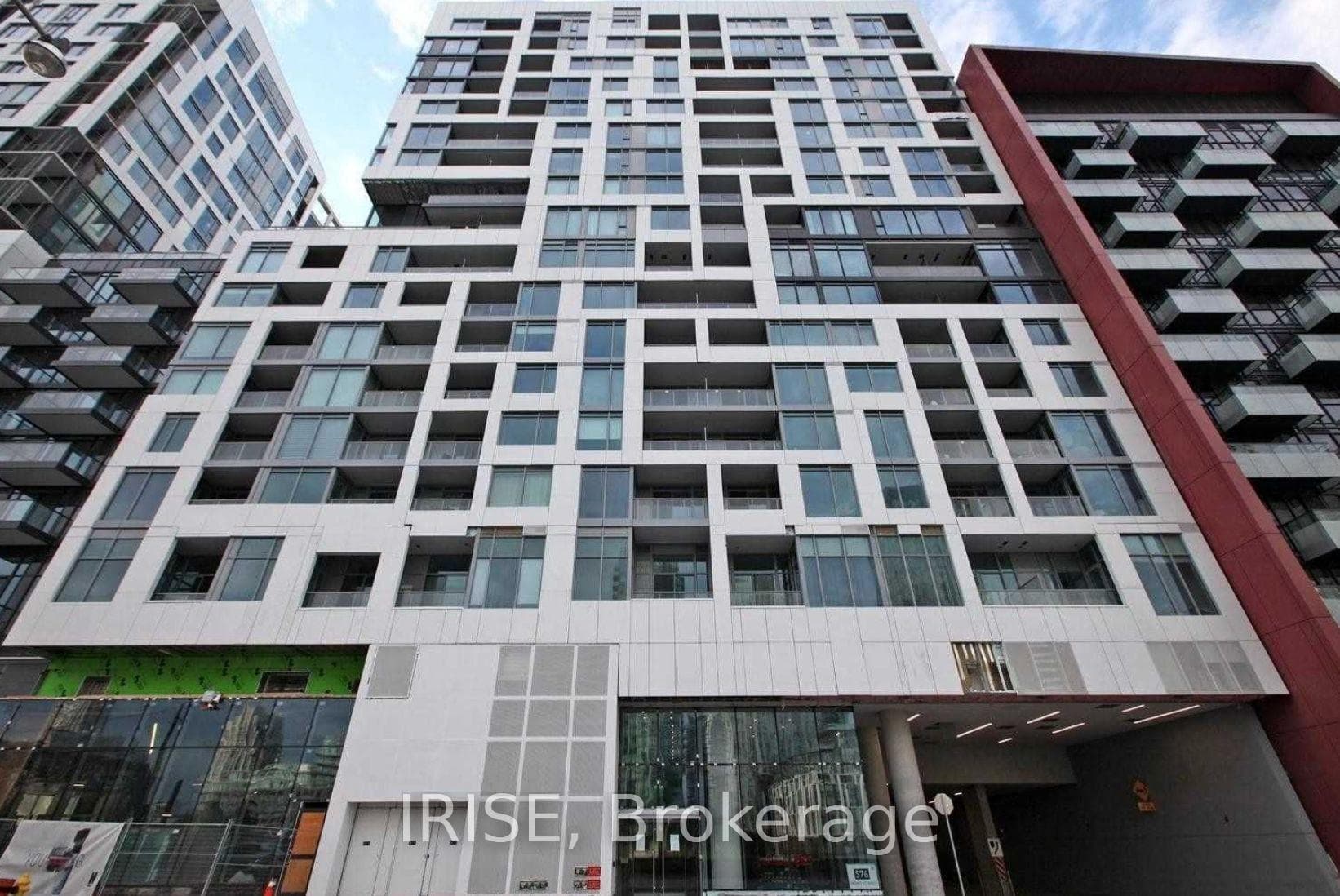 576 Front Street Unit 813e, Toronto C01