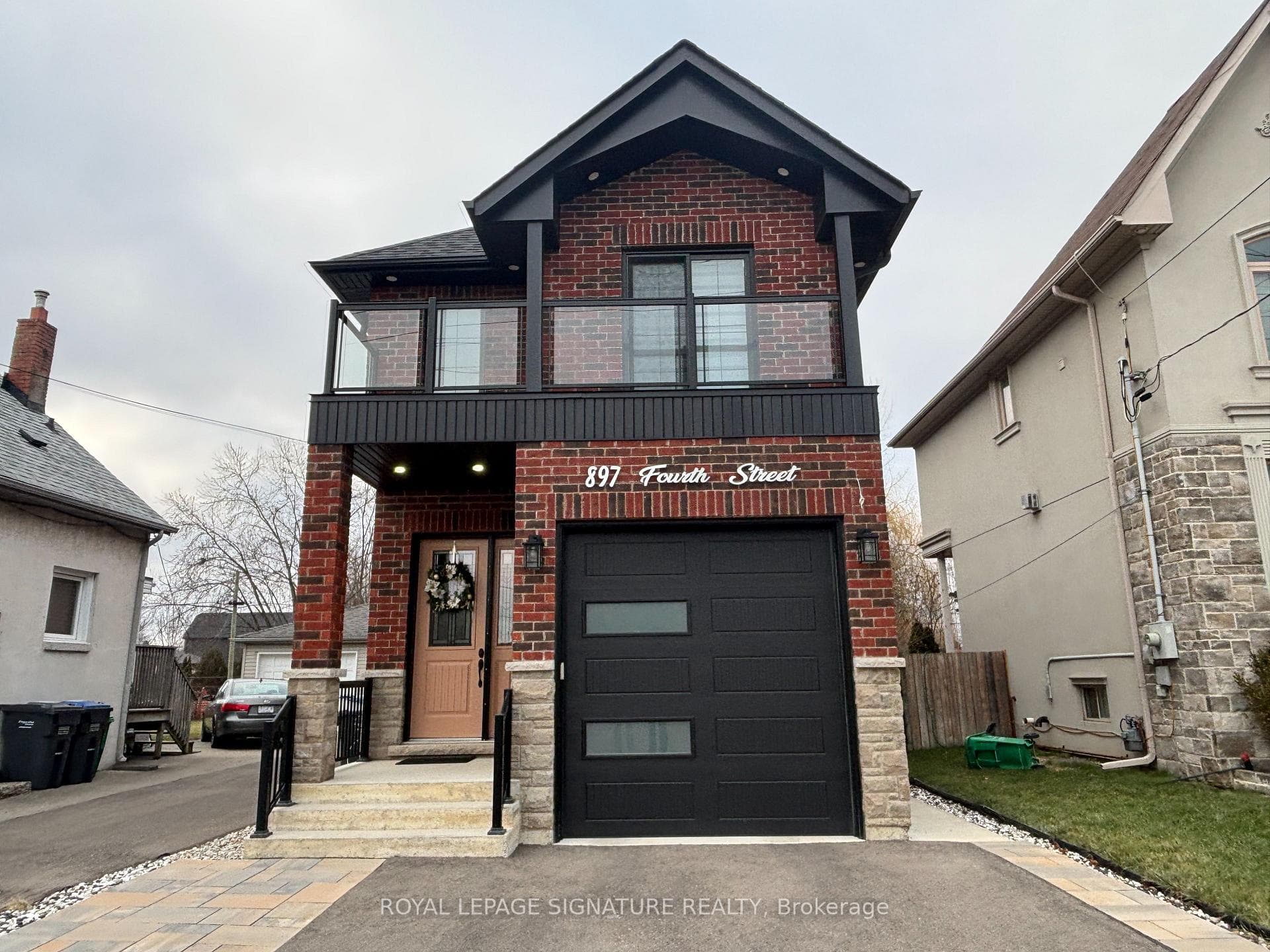 897 Fourth Street Unit Basement, Mississauga, ON L5E 1J8 - Photo 1