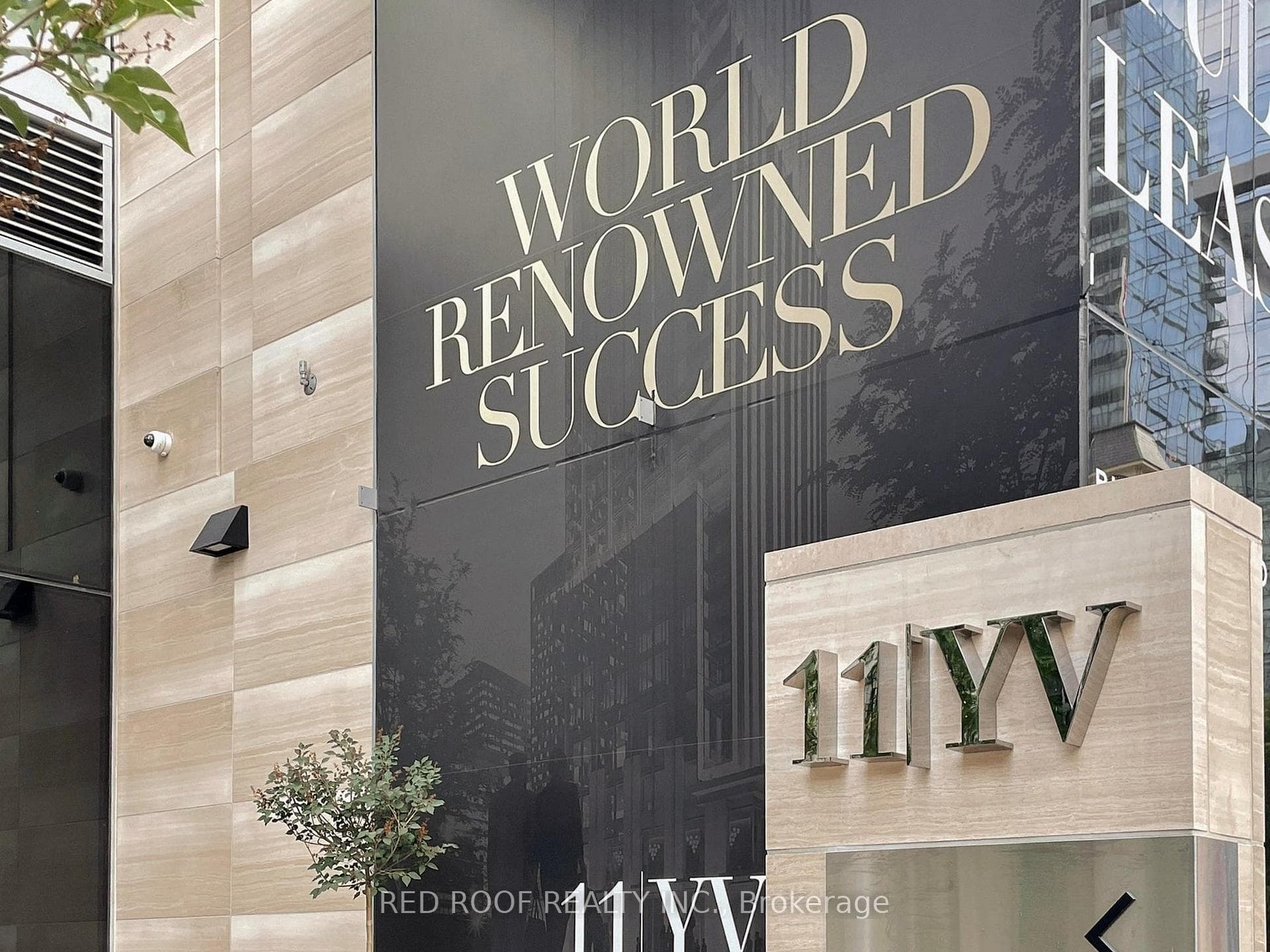 11 Yorkville Avenue Unit 3509, Annex / Yorkville / Summerhill, ON M4W 0B7 - Photo 1