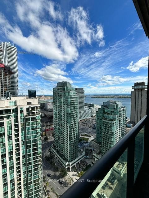 33 Bay Street Unit 3207, Toronto C01