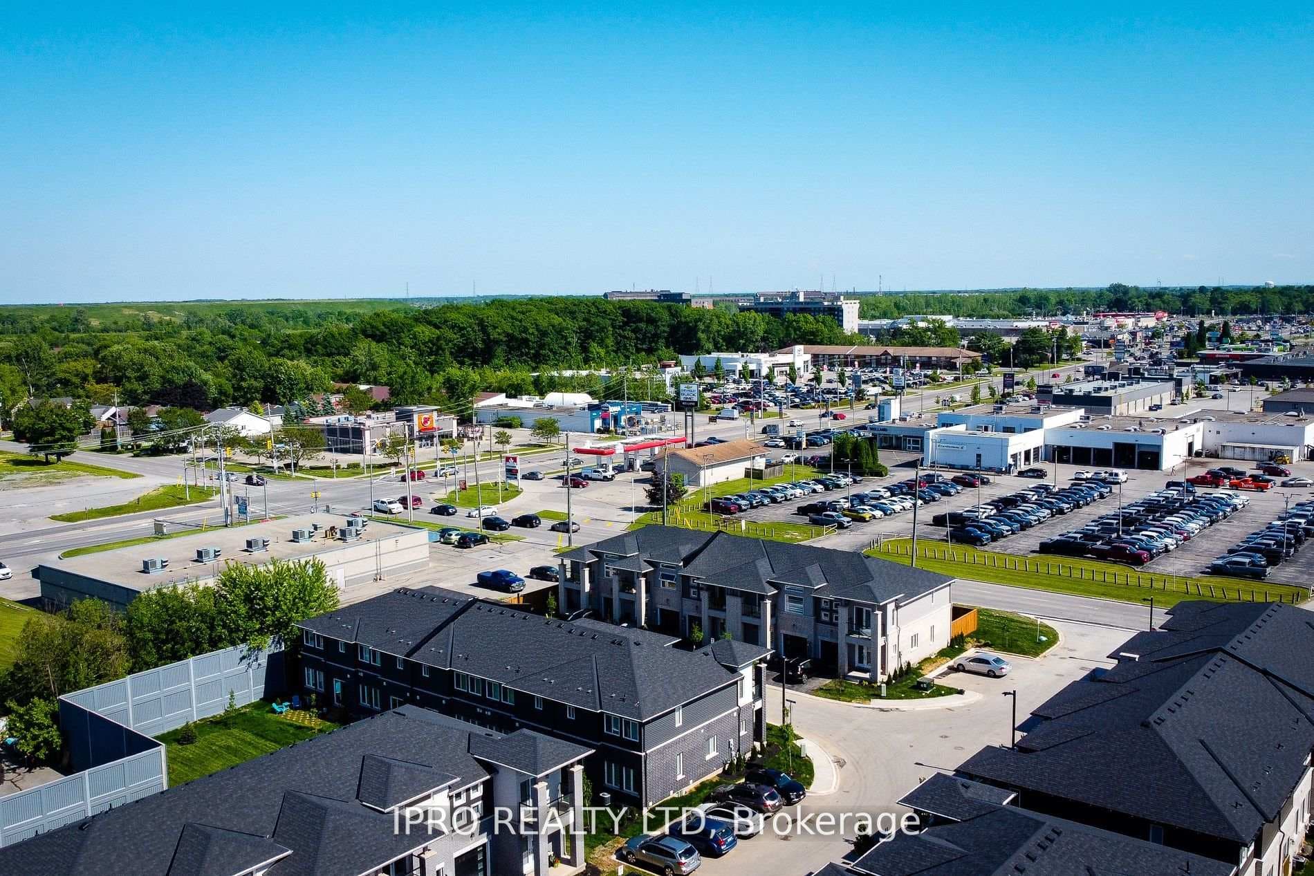 9 Mann Trail, Welland, ON L3C 0K2 - Photo 1