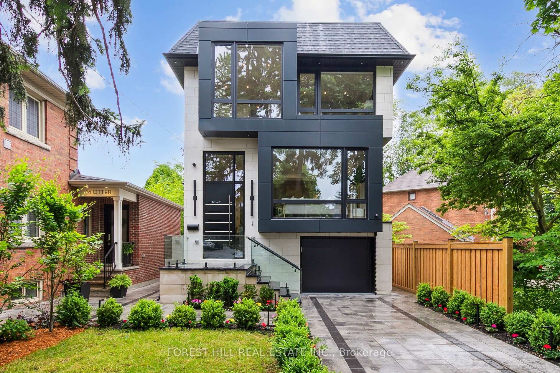 12 Otter Crescent, Lawrence Park / Bedford Park, ON M5N 2W2 - Photo 1