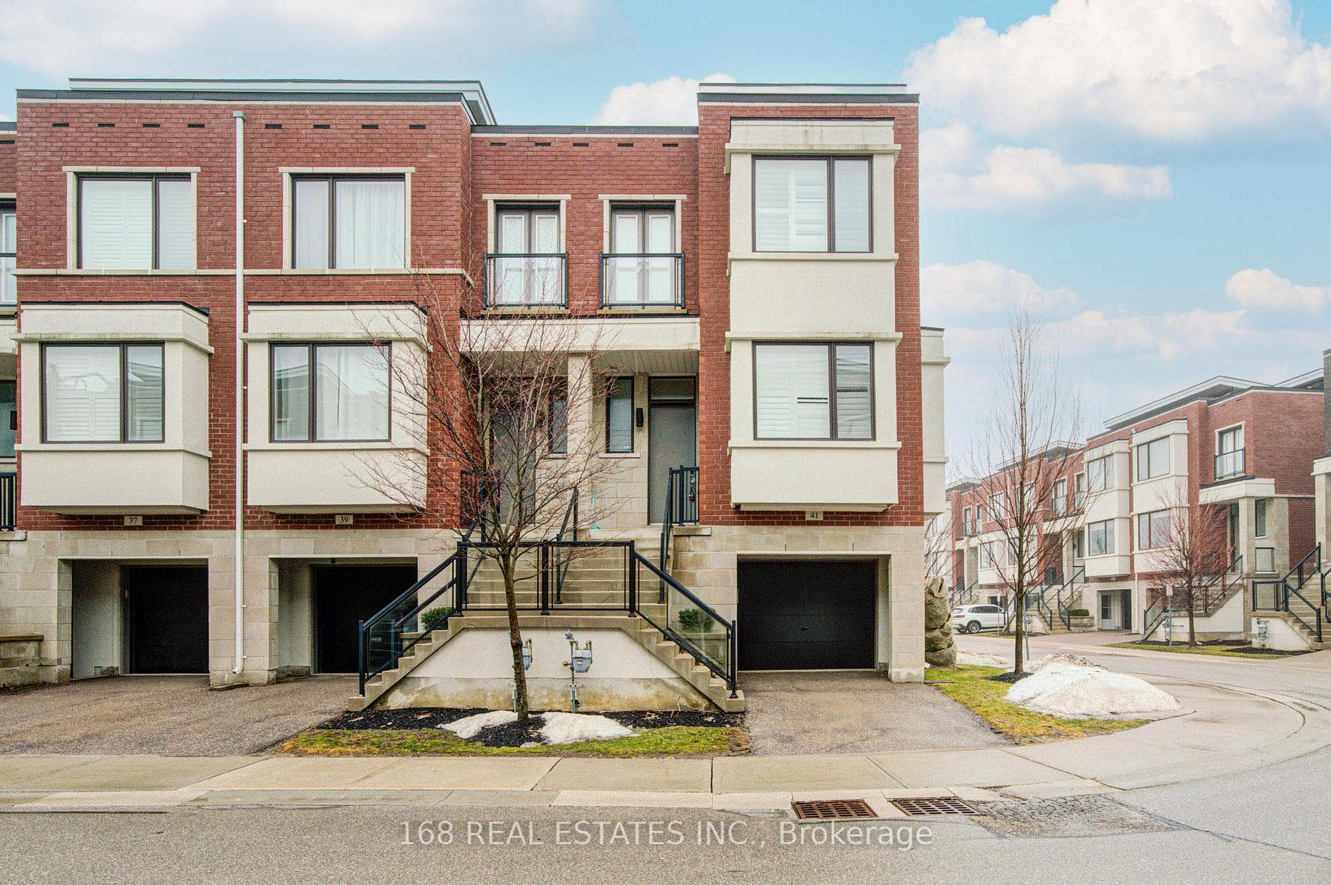 41 Genuine Lane, Richmond Hill, ON L4B 0E5 - Photo 1