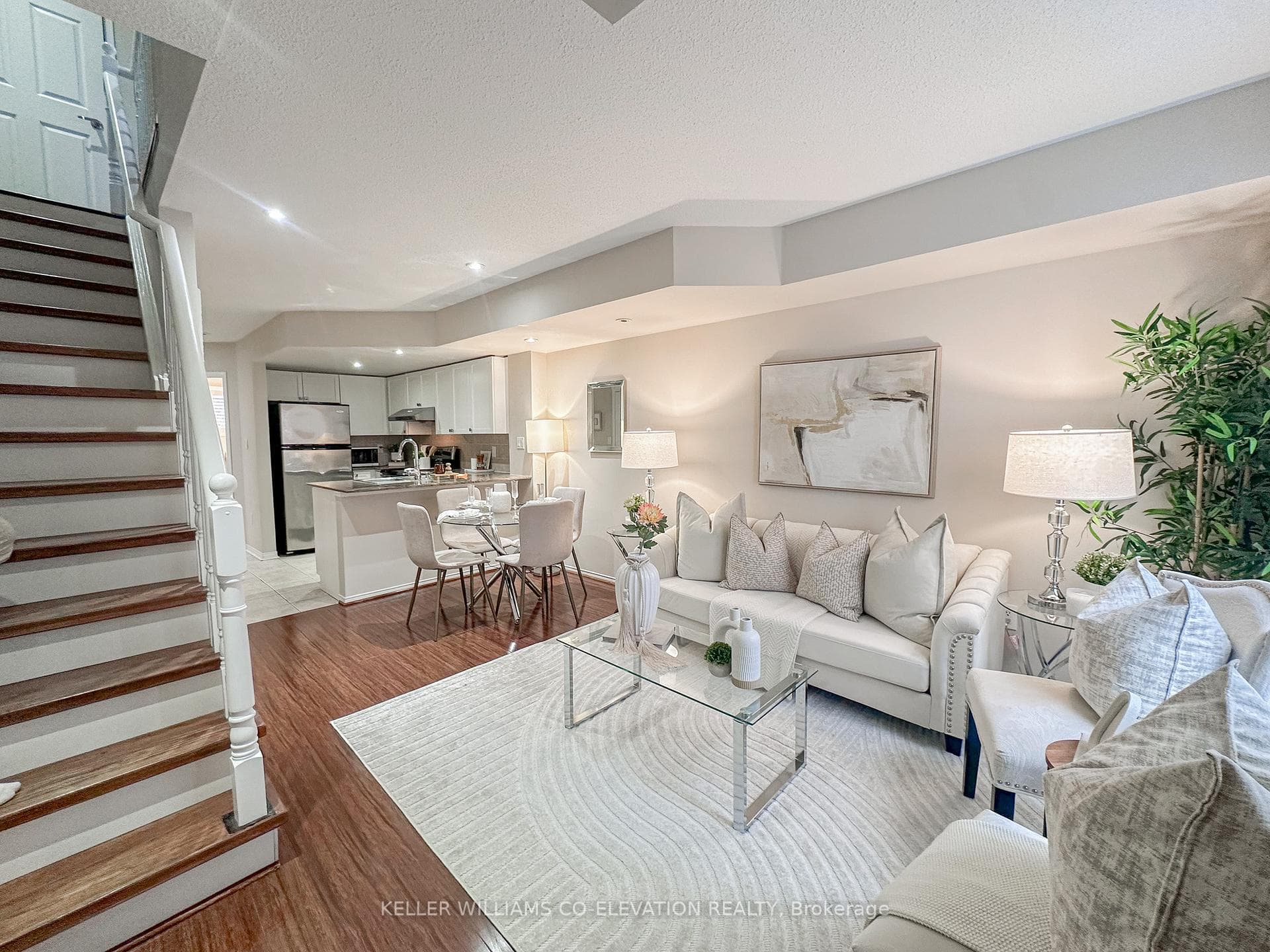 25 Foundry Avenue Unit 13, Bloor West Village / Swansea, ON M6H 4K7 - Photo 1