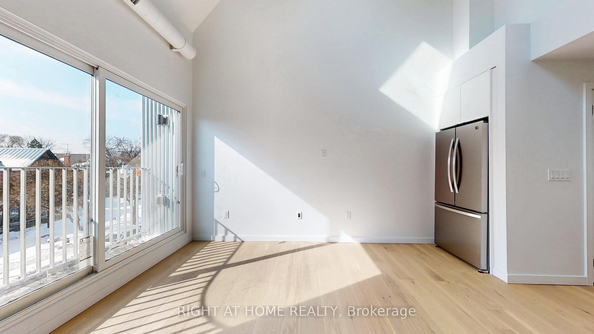 3122 Dundas Street Unit Unit 5, Bloor West Village / Swansea, ON M6P 2A1 - Photo 1