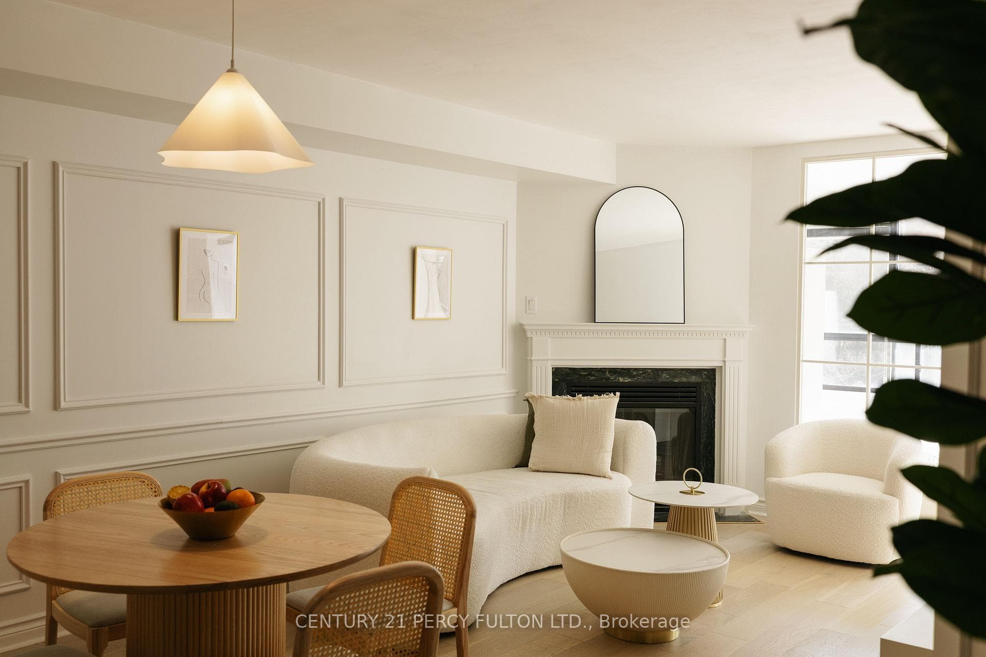 1 Ripley Avenue Unit 302, High Park / Junction / Roncesvalles, ON M6S 4Z6 - Photo 1