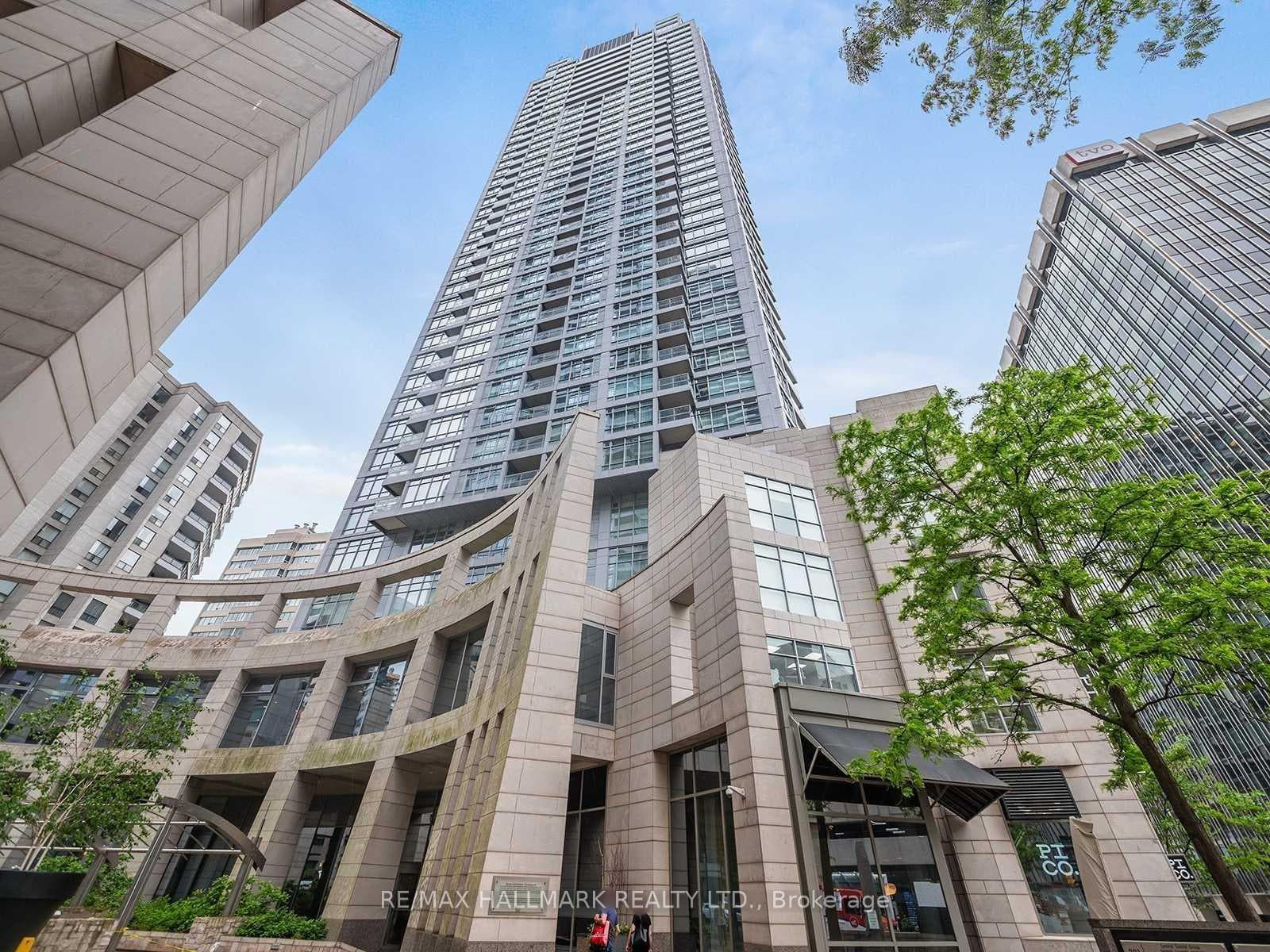 2181 Yonge Street Unit 2803, Leaside / Davisville, ON M4S 2B1 - Photo 1