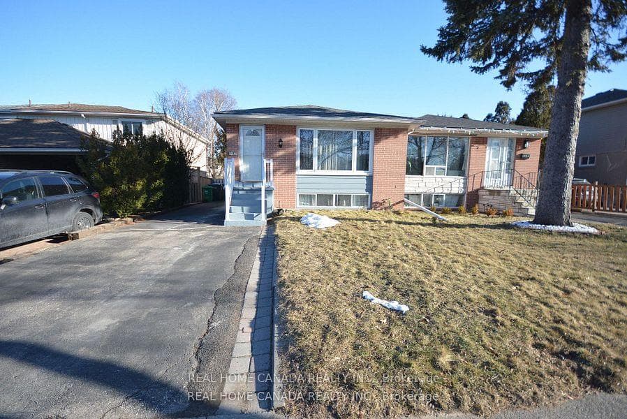 1463 Glen Rutley Circle, Mississauga, ON L4X 1Z8 - Photo 1