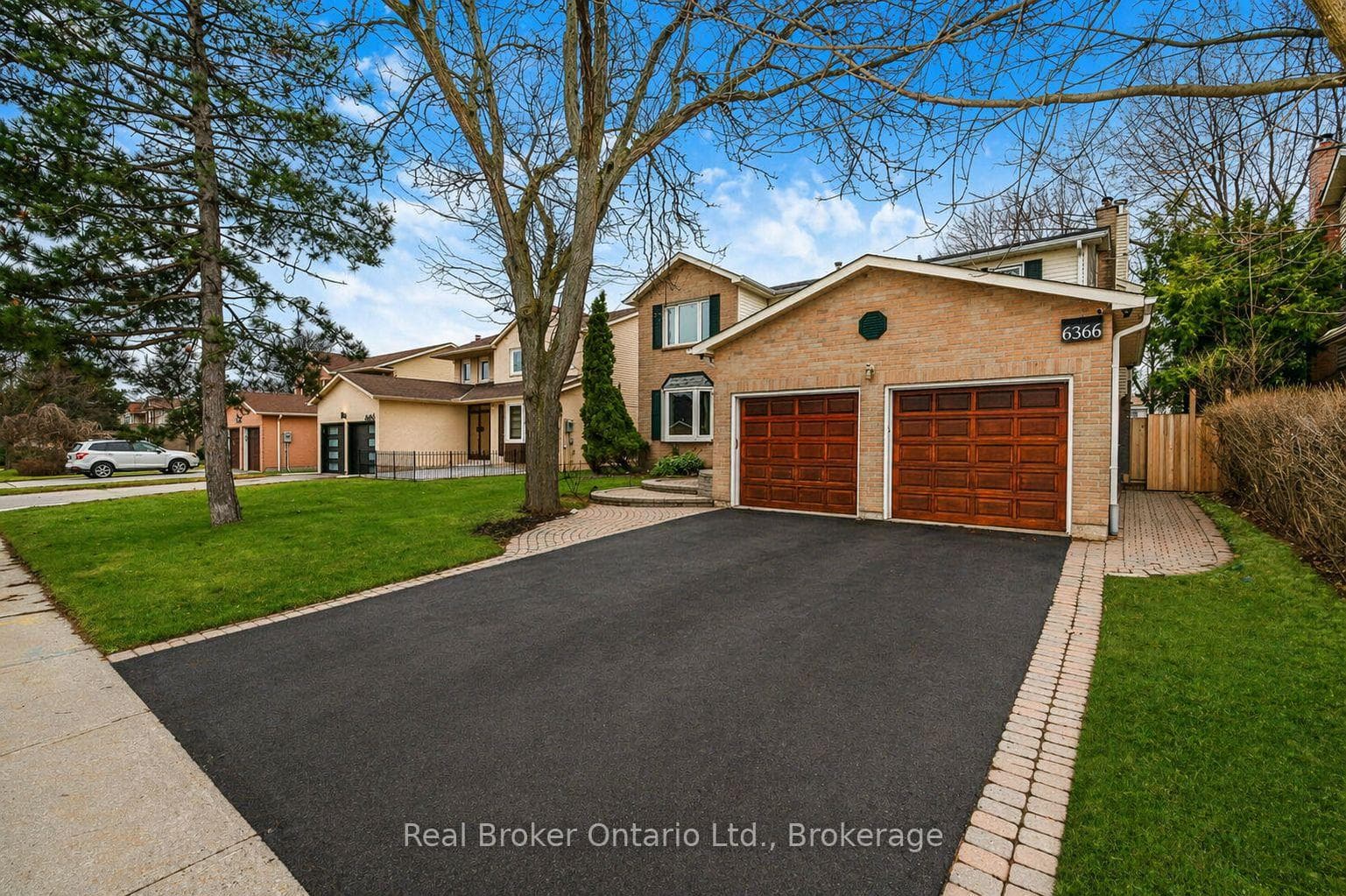 6366 Miller's Grove, Mississauga, ON L5N 3M7 - Photo 1