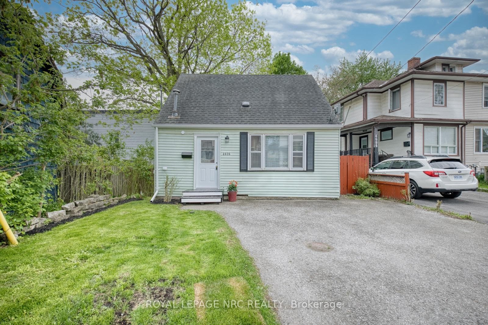 4676 McDougall Crescent, Niagara Falls