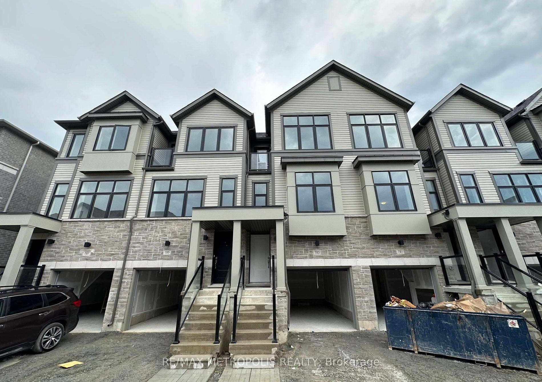783 Kootenay Path, Oshawa, ON L1H 0A7 - Photo 1