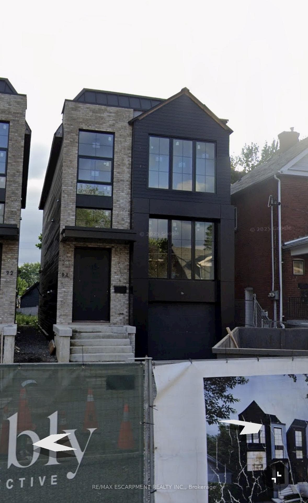 94 Fifth Street, Liberty Village / Parkdale / South Parkdale, ON M8V 2Z3 - Photo 1