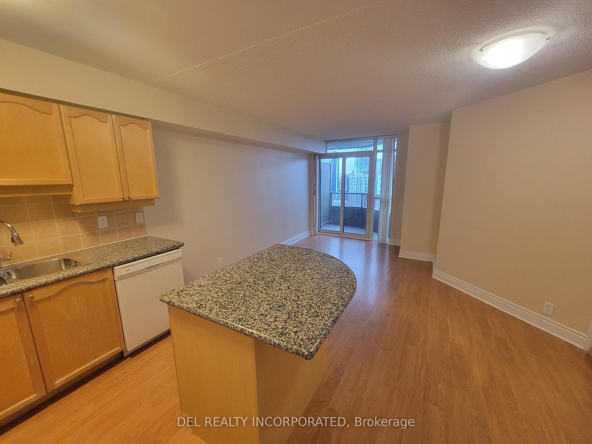80 Harrison Garden Boulevard Unit 2215, Toronto C14
