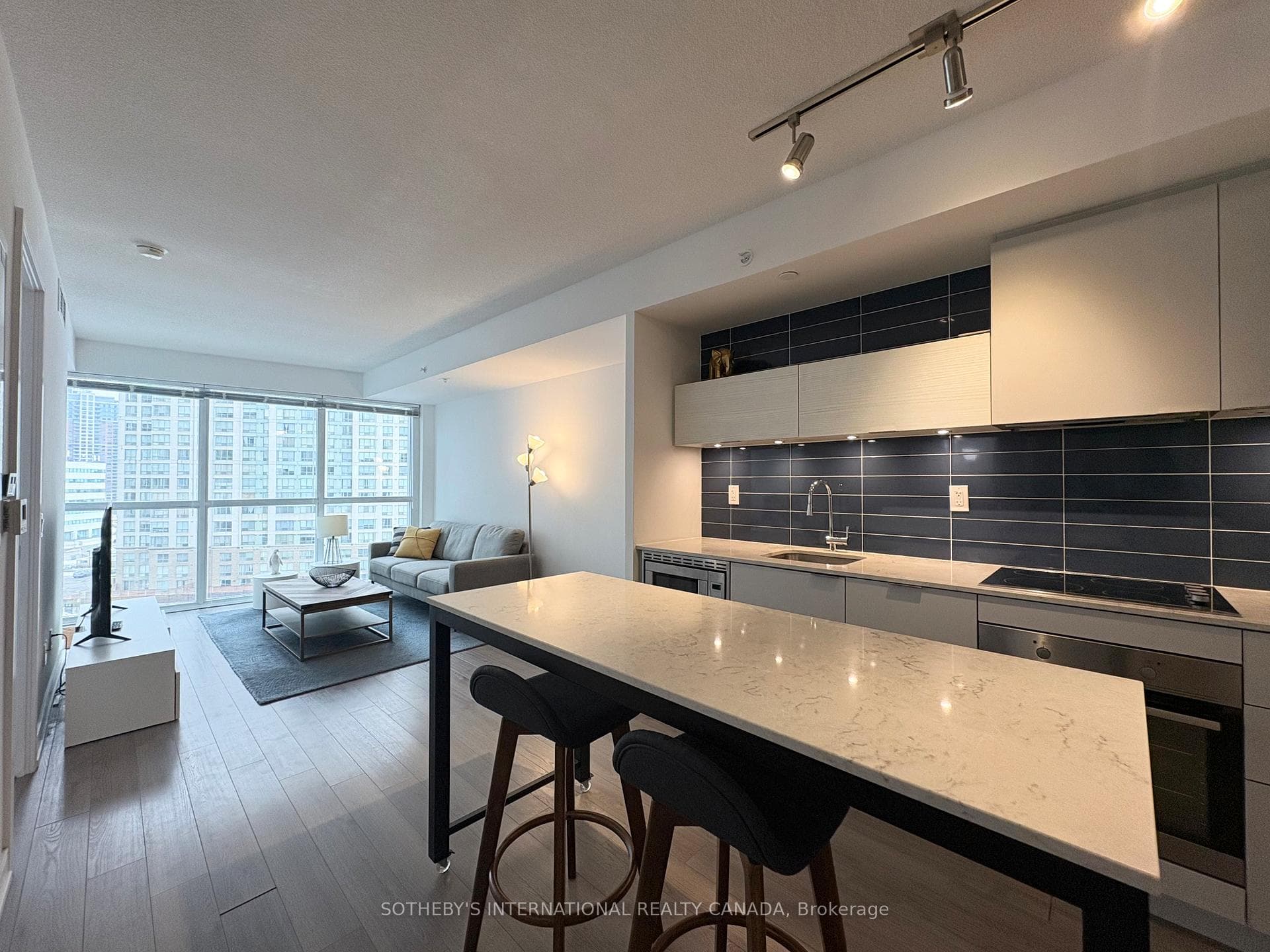 20 Thomas Riley Road Unit 706, Toronto W08