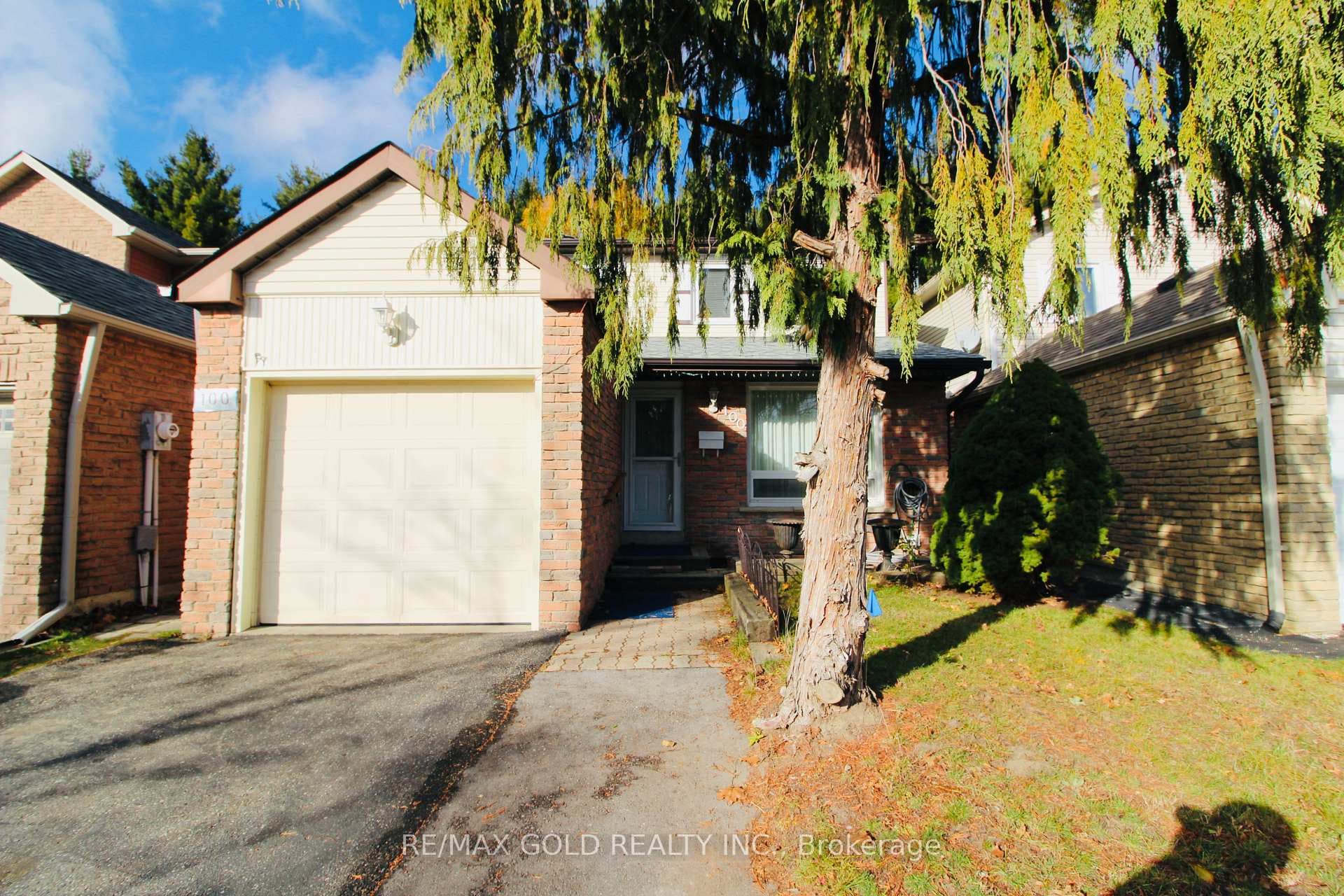 100 rawling Crescent, Brampton, ON L6Z 1N8 - Photo 1