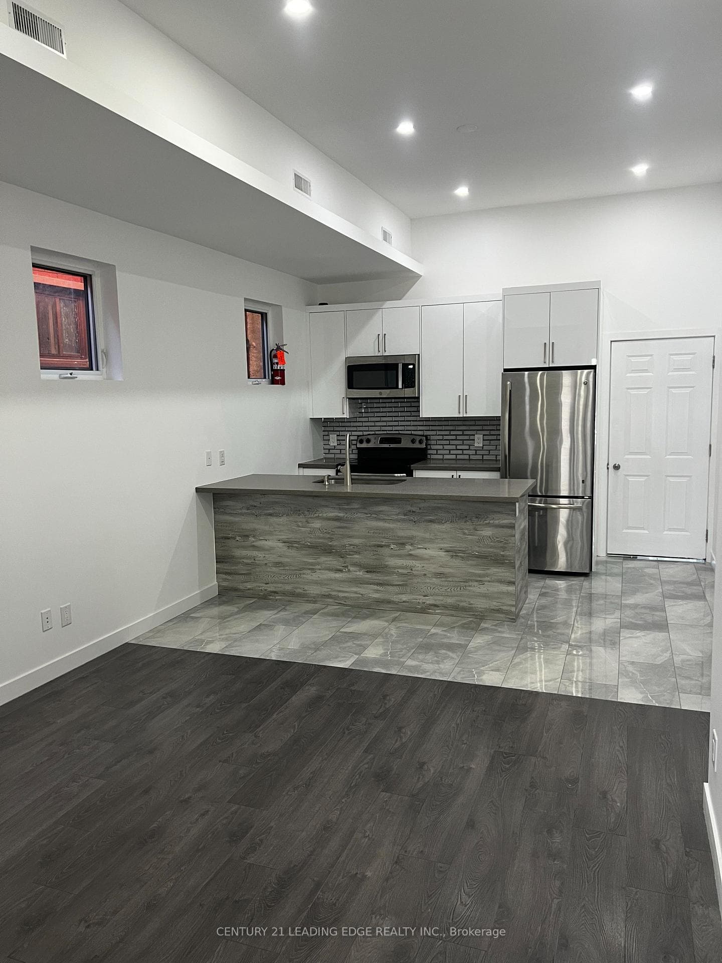 1375 Bathurst Street Unit Unit A, Annex / Yorkville / Summerhill, ON M5R 3H8 - Photo 1