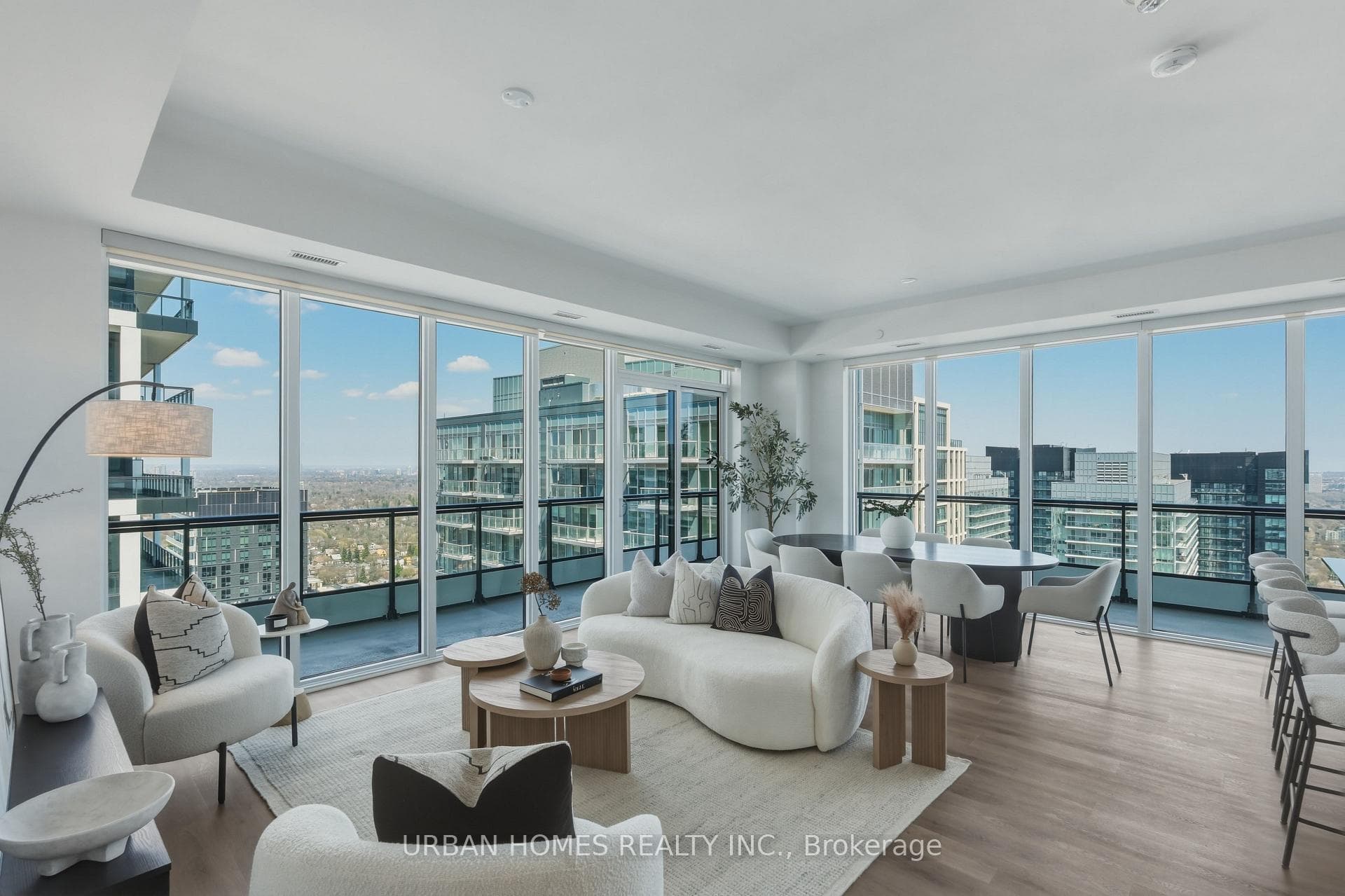 65 Broadway Avenue Unit 3601, Toronto C10