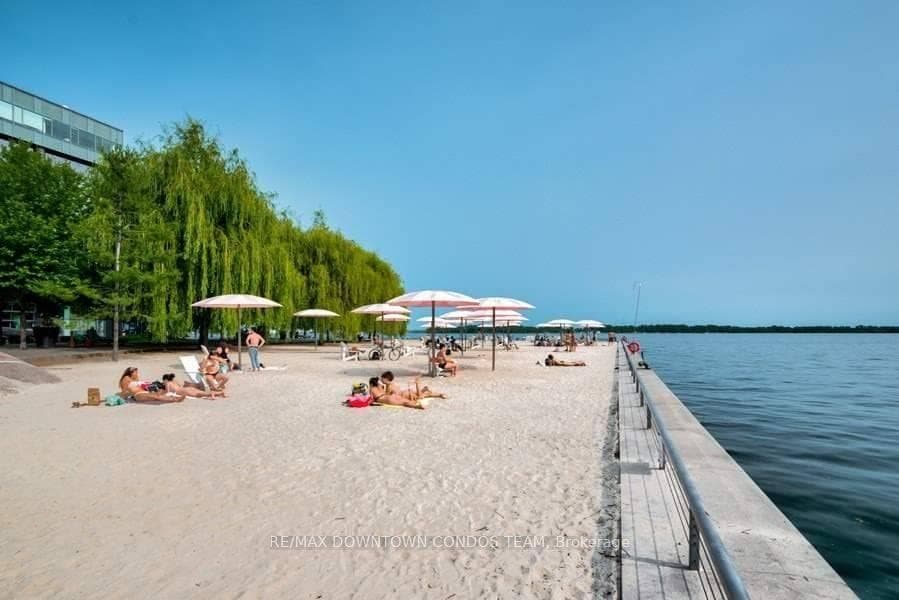 20 Richardson Street Unit 812, Regent Park / Cabbagetown / St. James Town, ON M5A 4J9 - Photo 1