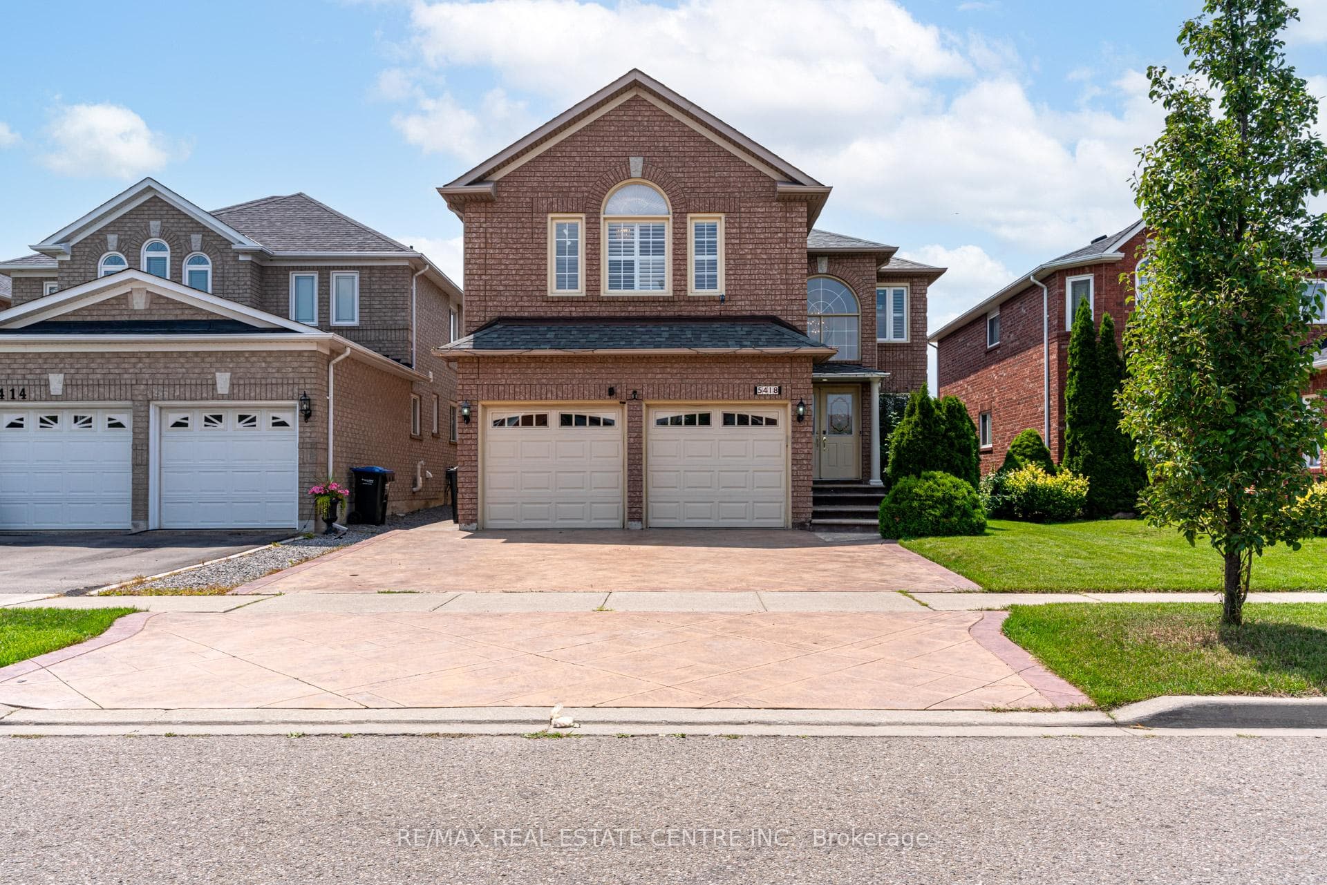 5418 Loonlake Avenue Unit Upper, Mississauga, ON L5V 2E1 - Photo 1