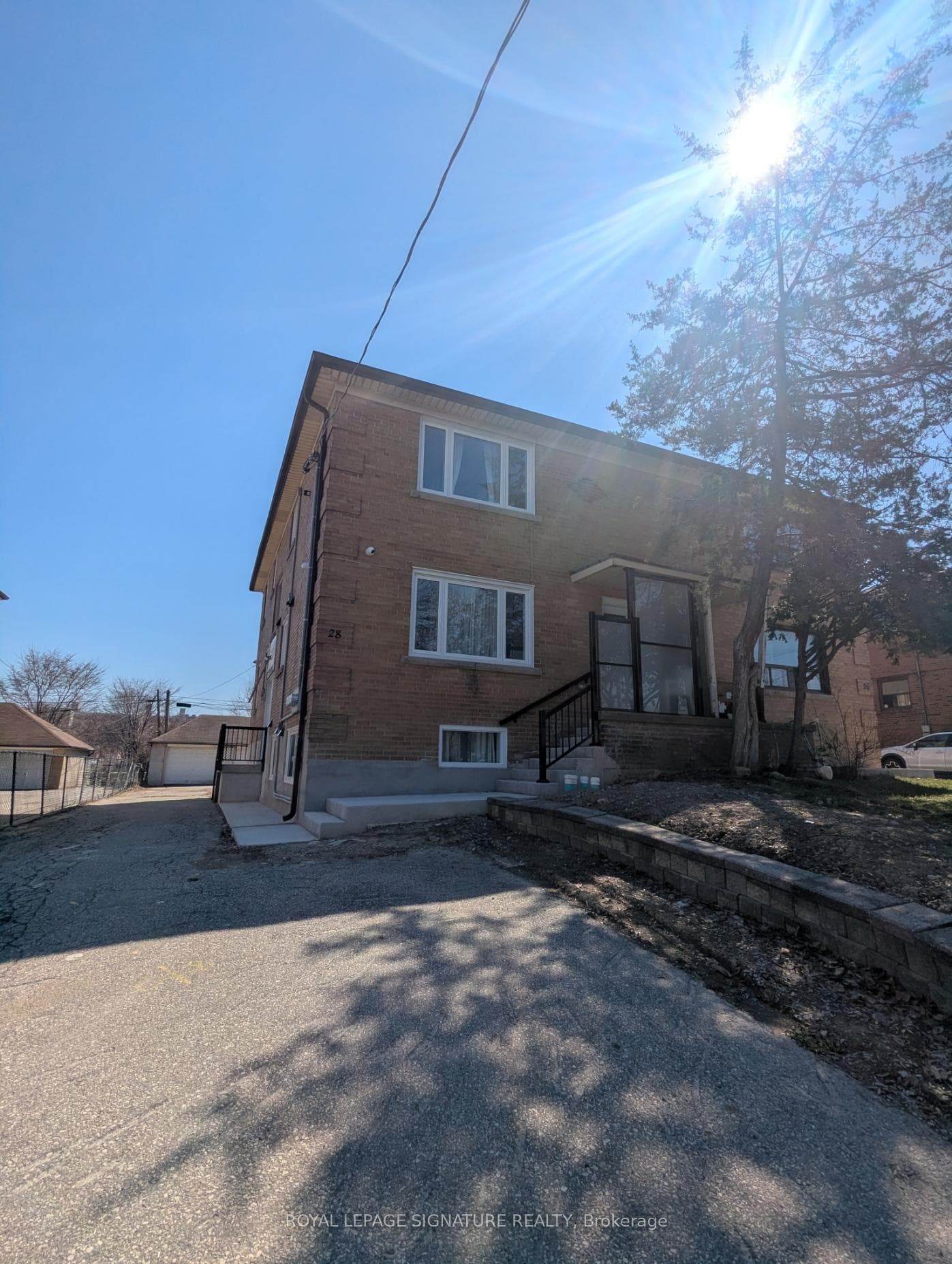 28 Leduc Drive Unit 2, Etobicoke (West Mall / Rexdale), ON M9W 2A7 - Photo 1