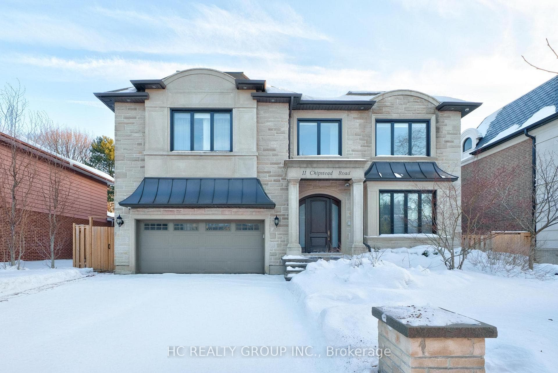 11 Chipstead Road, Don Mills / Parkwoods / Victoria Village, ON M3B 3E5 - Photo 1