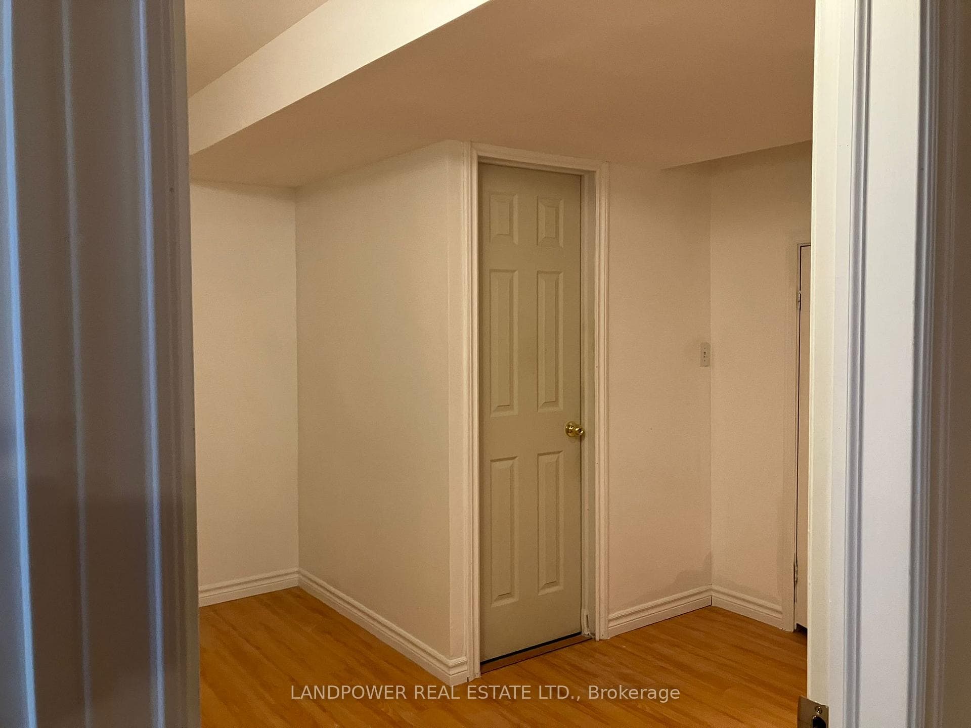 29 Sandy Point Drive Unit BSMT A, Richmond Hill, ON L4S 2W7 - Photo 1