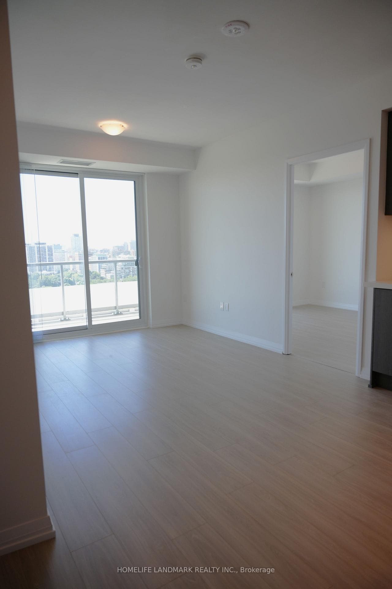 25 Holly Street Unit 1908, Leaside / Davisville, ON M4S 0E3 - Photo 1