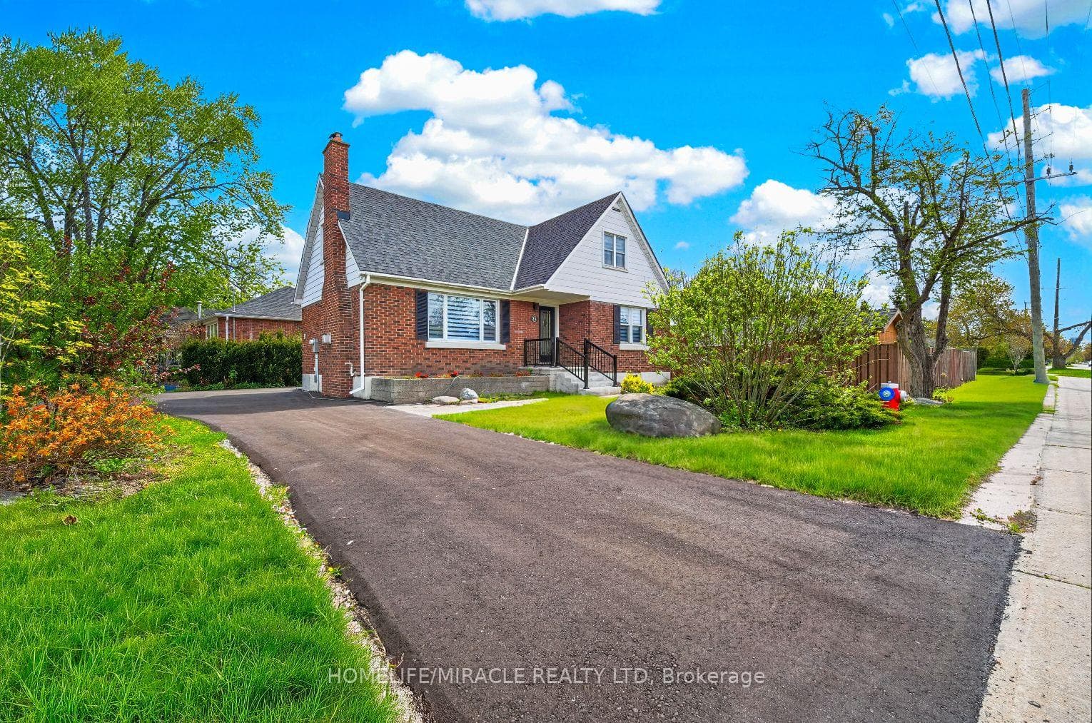 21 Gregory Street, Brampton