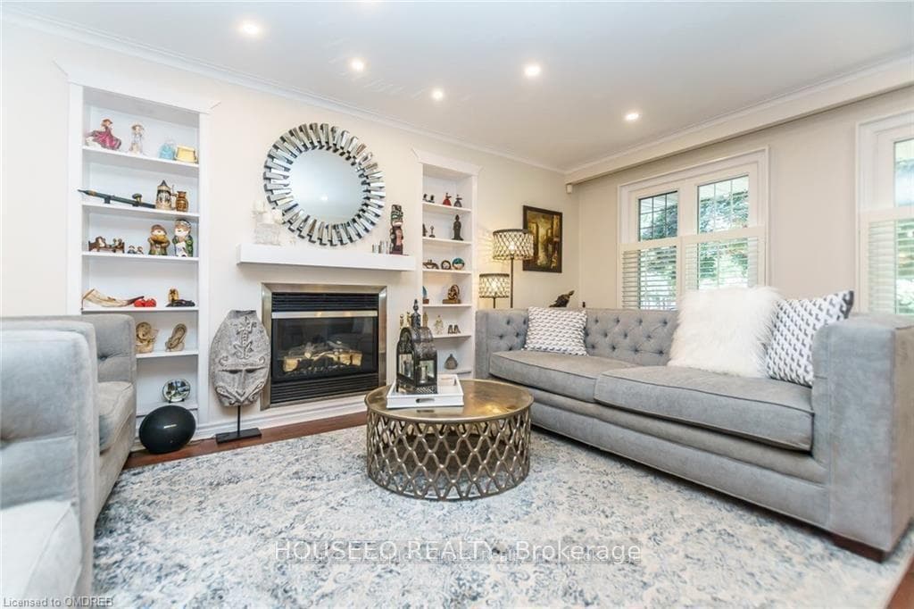 2487 Wyatt Street, Oakville, ON L6L 2M7 - Photo 1