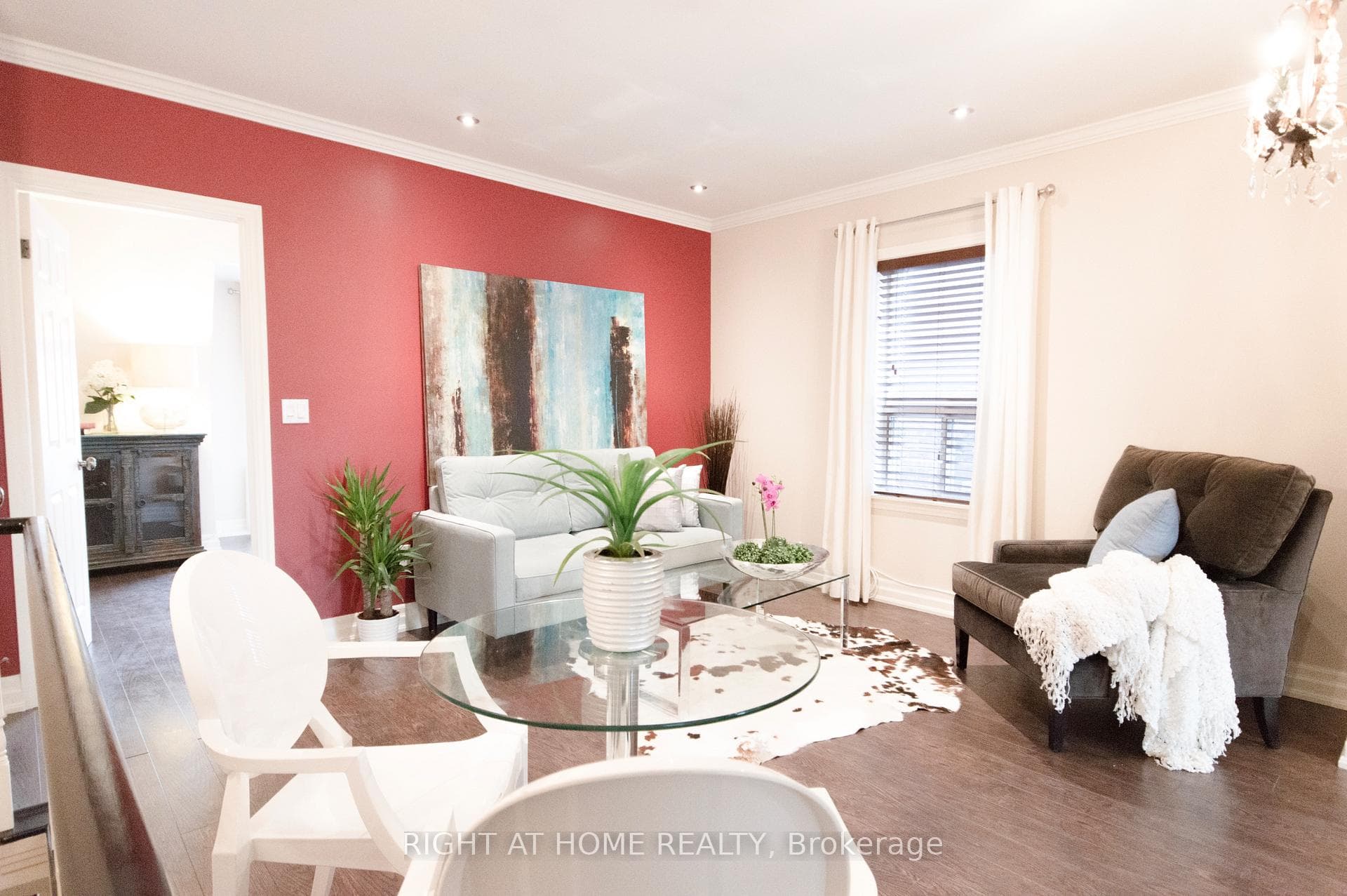 612 St Clarens Avenue Unit Upper, Bloor West Village / Swansea, ON M6H 3W9 - Photo 1