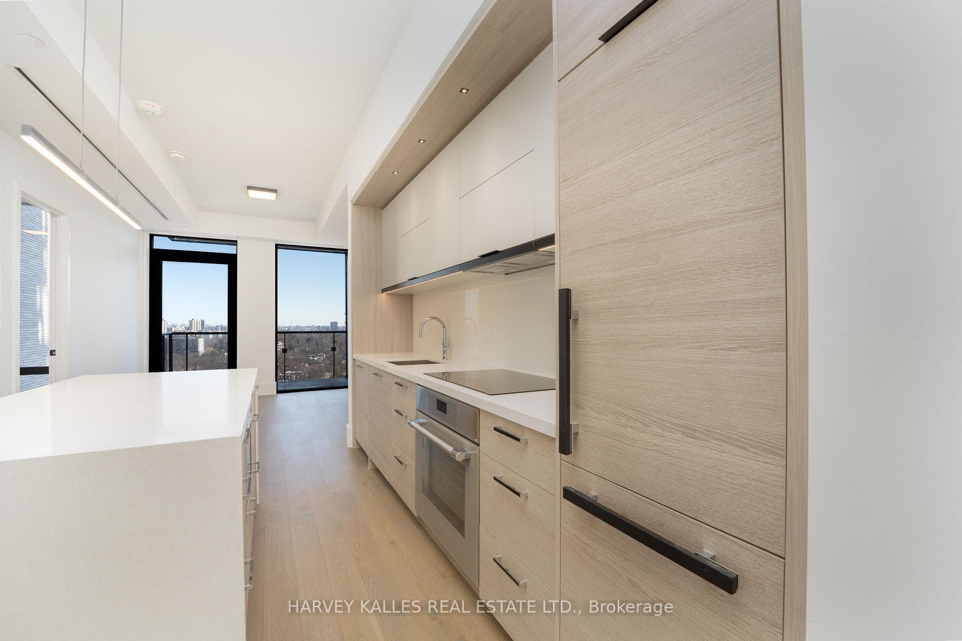 215 Lonsdale Road Unit 1505, Forest Hill / Deer Park, ON M4V 1W7 - Photo 1