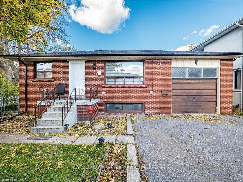 194 Pleasant Avenue Unit Main Floor, Thornhill / Willowdale, ON M2M 1M3 - Photo 1