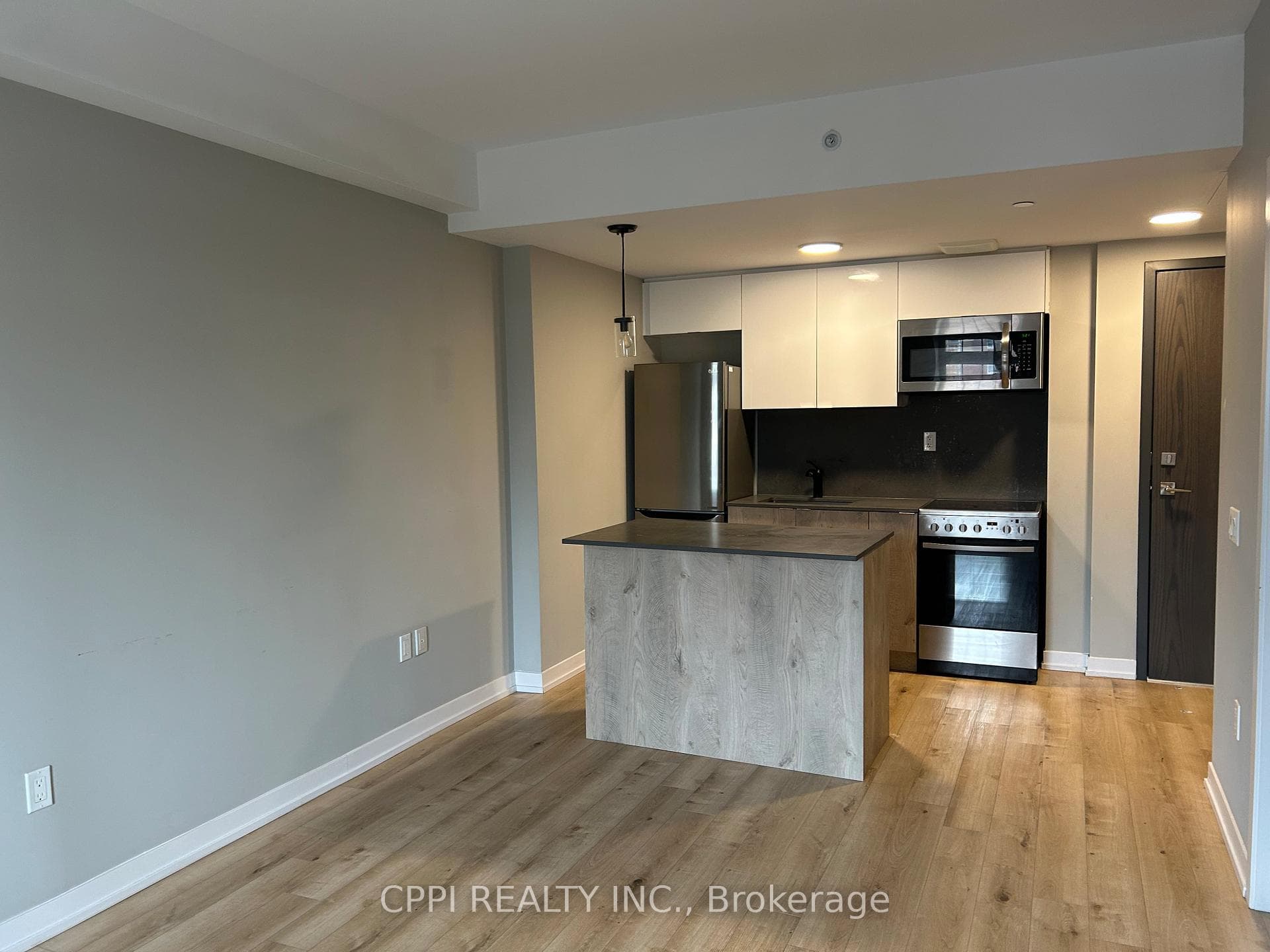 70 King Street Unit 404, Oshawa