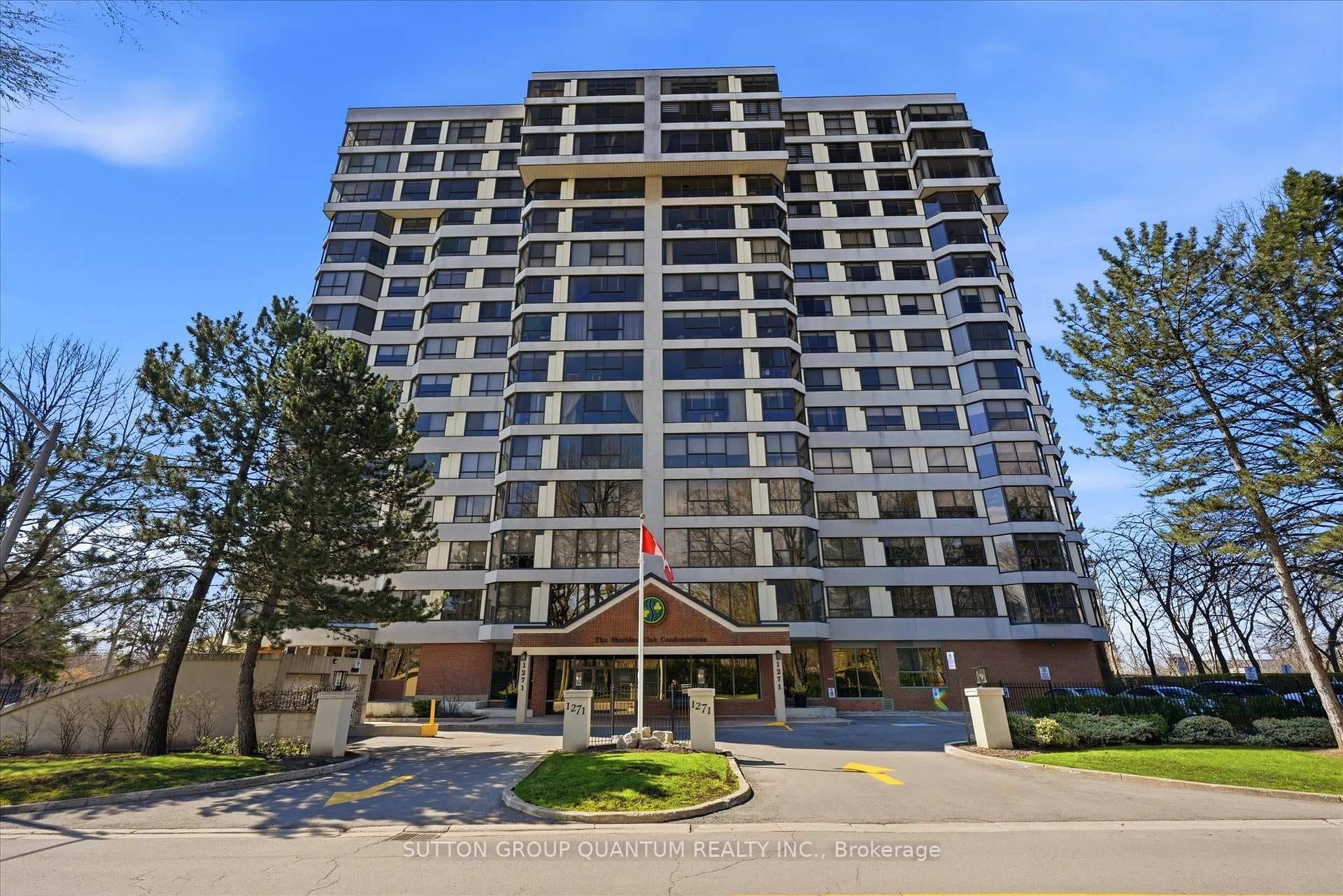 1271 Walden Circle Unit 403, Mississauga, ON L5J 4R4 - Photo 1