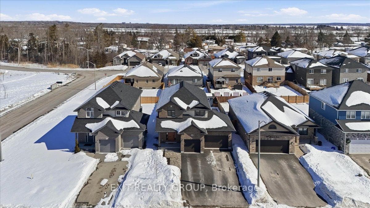 106 Ledgerock Court, Quinte West, ON K8R 0A1 - Photo 1