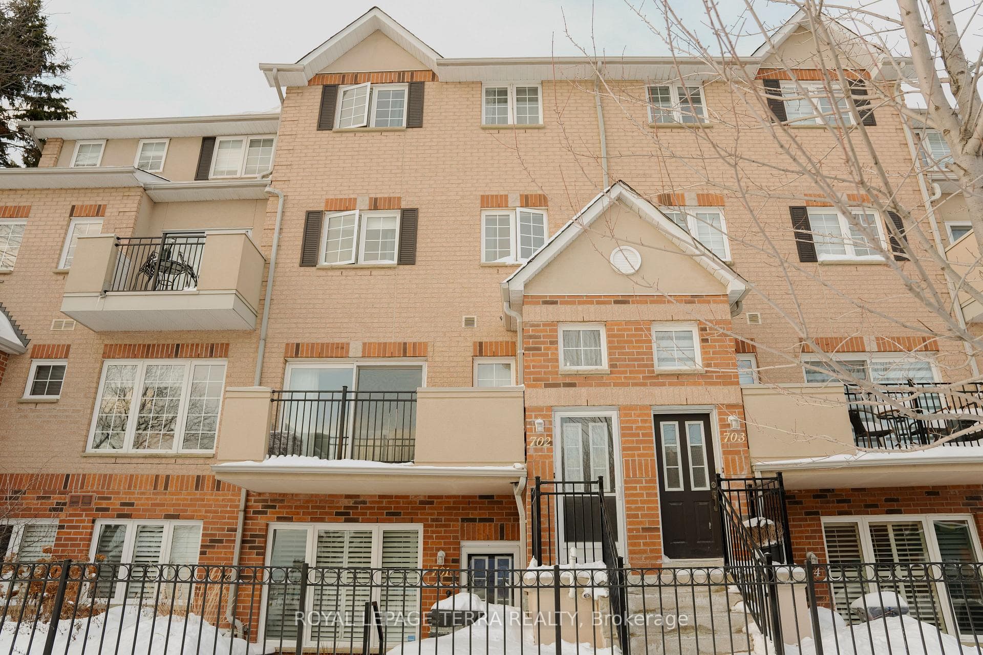 1400 The Esplanade N/A Unit 702, Pickering, ON L1V 6V2 - Photo 1