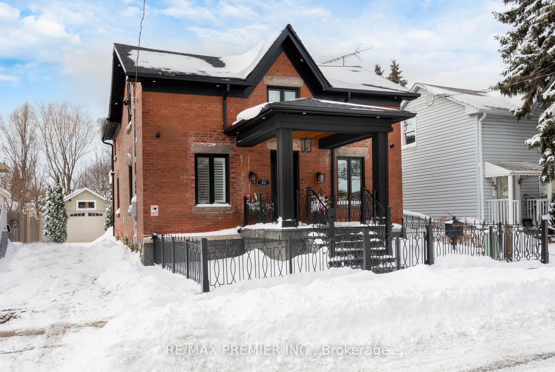 21 Elizabeth Street, Brampton, ON L6X 1S1 - Photo 1