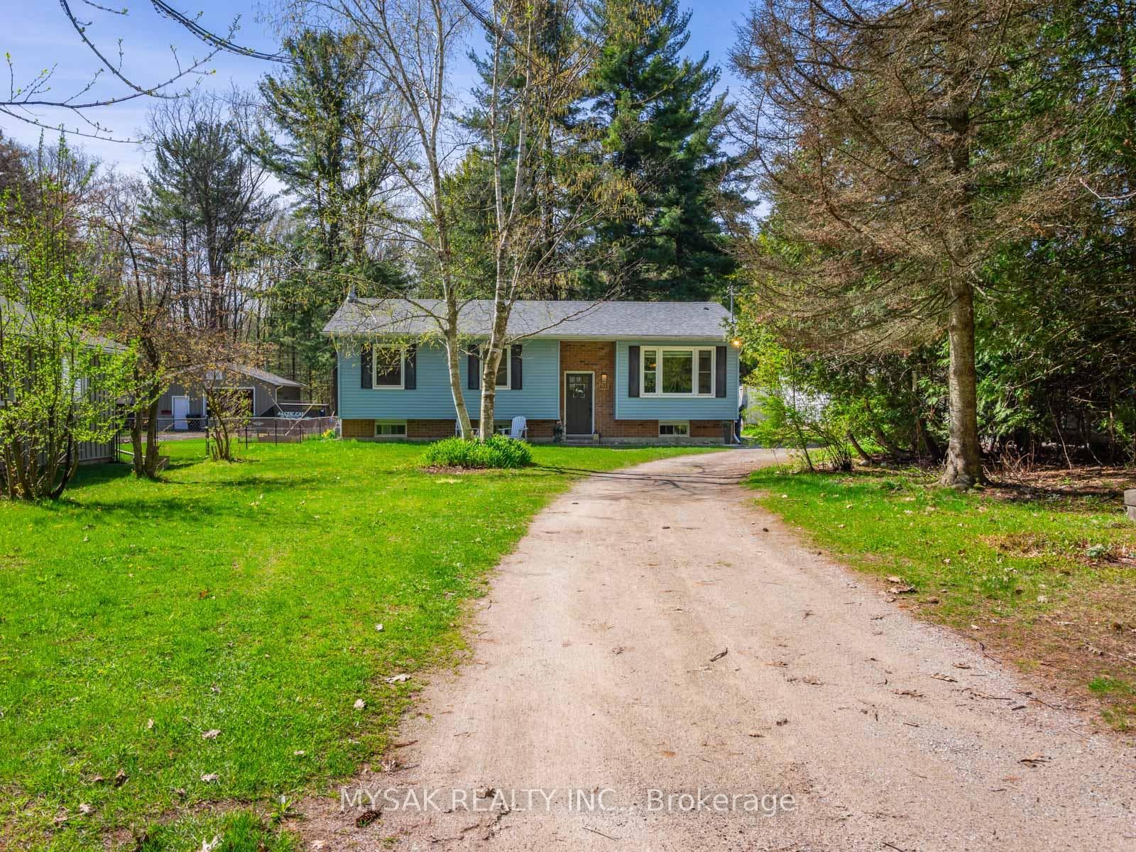 673 Pinegrove Avenue, Innisfil