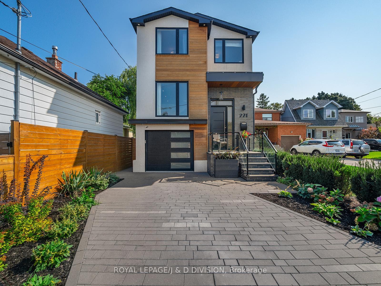221 Virginia Ave