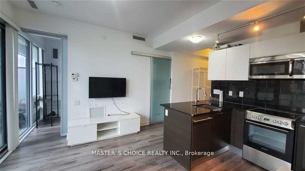 42 Charles Street Unit 2105, Toronto C08