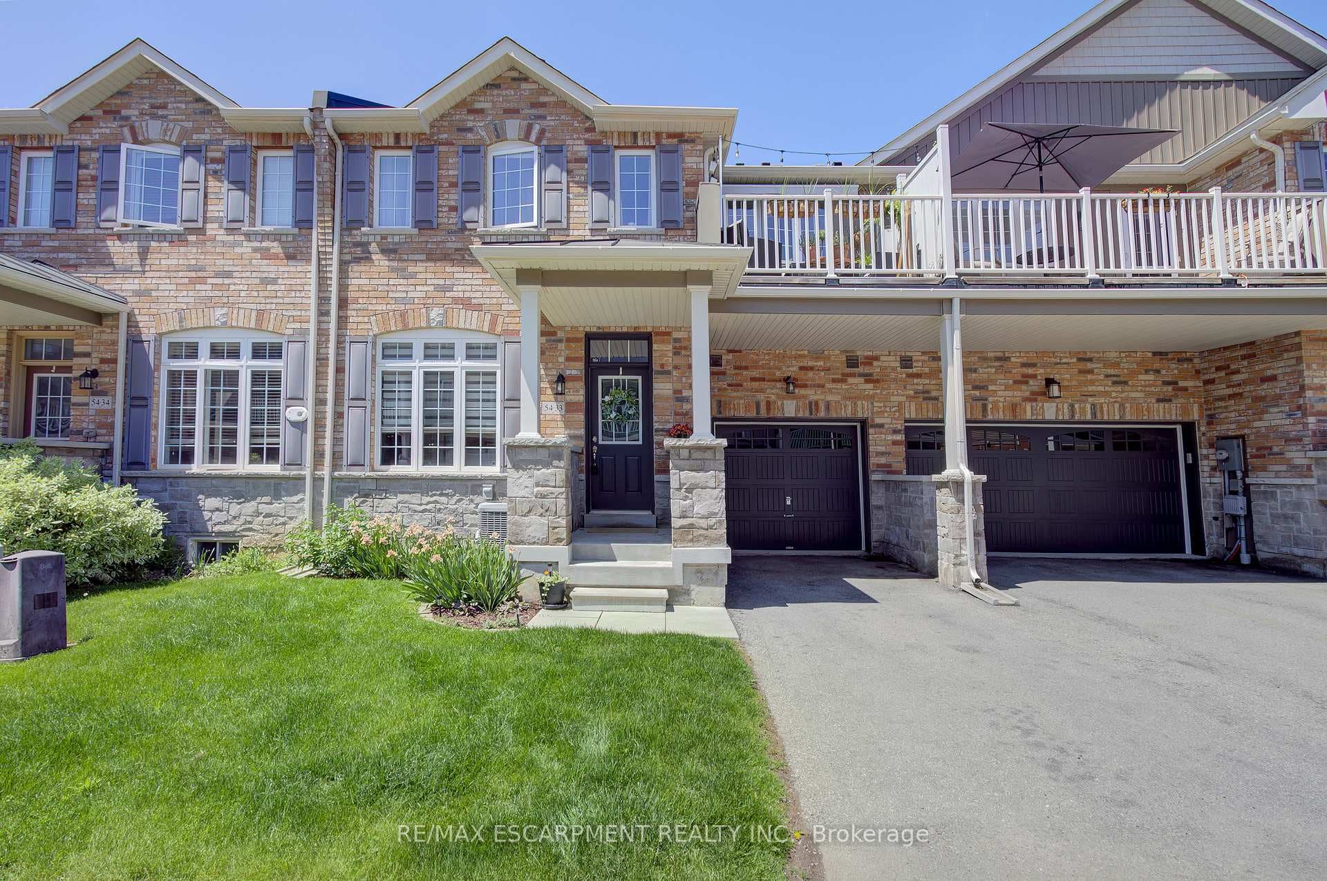 54 Nisbet Boulevard Unit 33, Hamilton, ON L8B 0Y3 - Photo 1