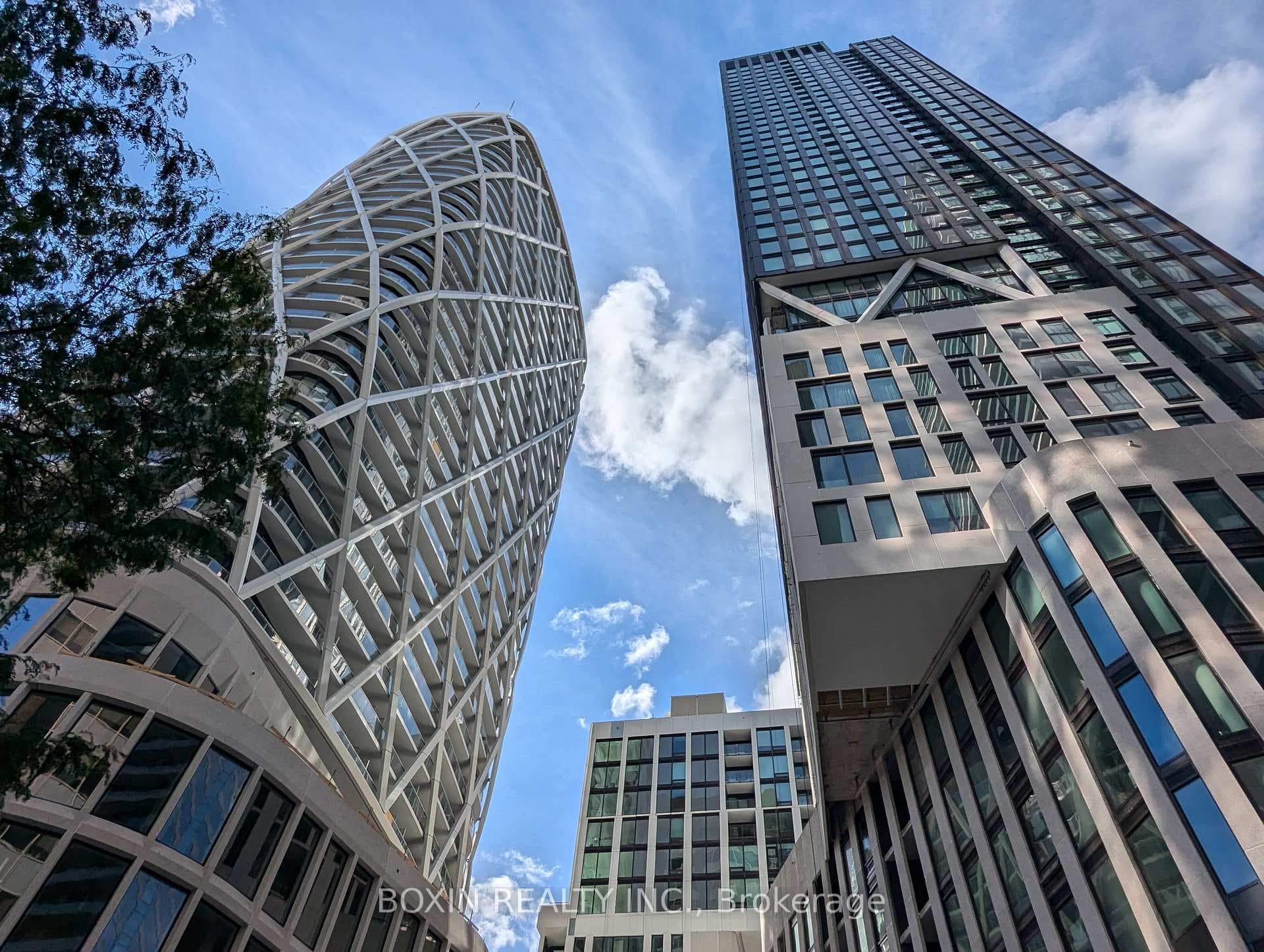 230 Simcoe Street Unit 1819, Downtown Toronto / Waterfront, ON M5T 0G7 - Photo 1